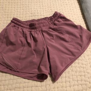 Lululemon Size 4 Hotty Hot Shorts